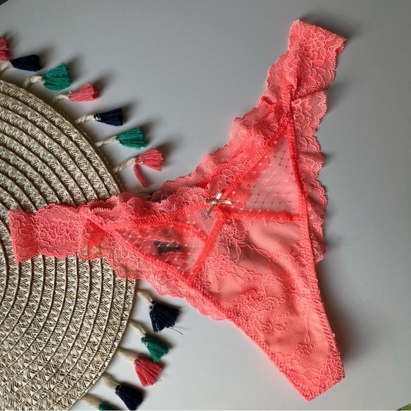 Victoria's Secret Lace & Mesh Thong Panty Neon Nectar Small NEW - Picture 1 of 8